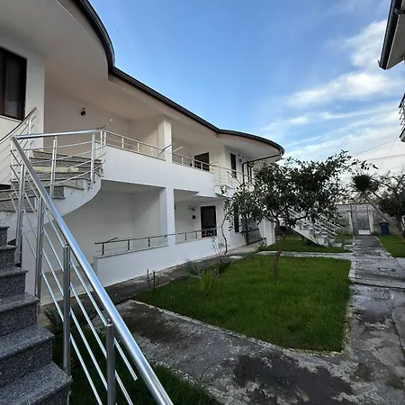 Casa de hóspedes Orestiada Kavaje